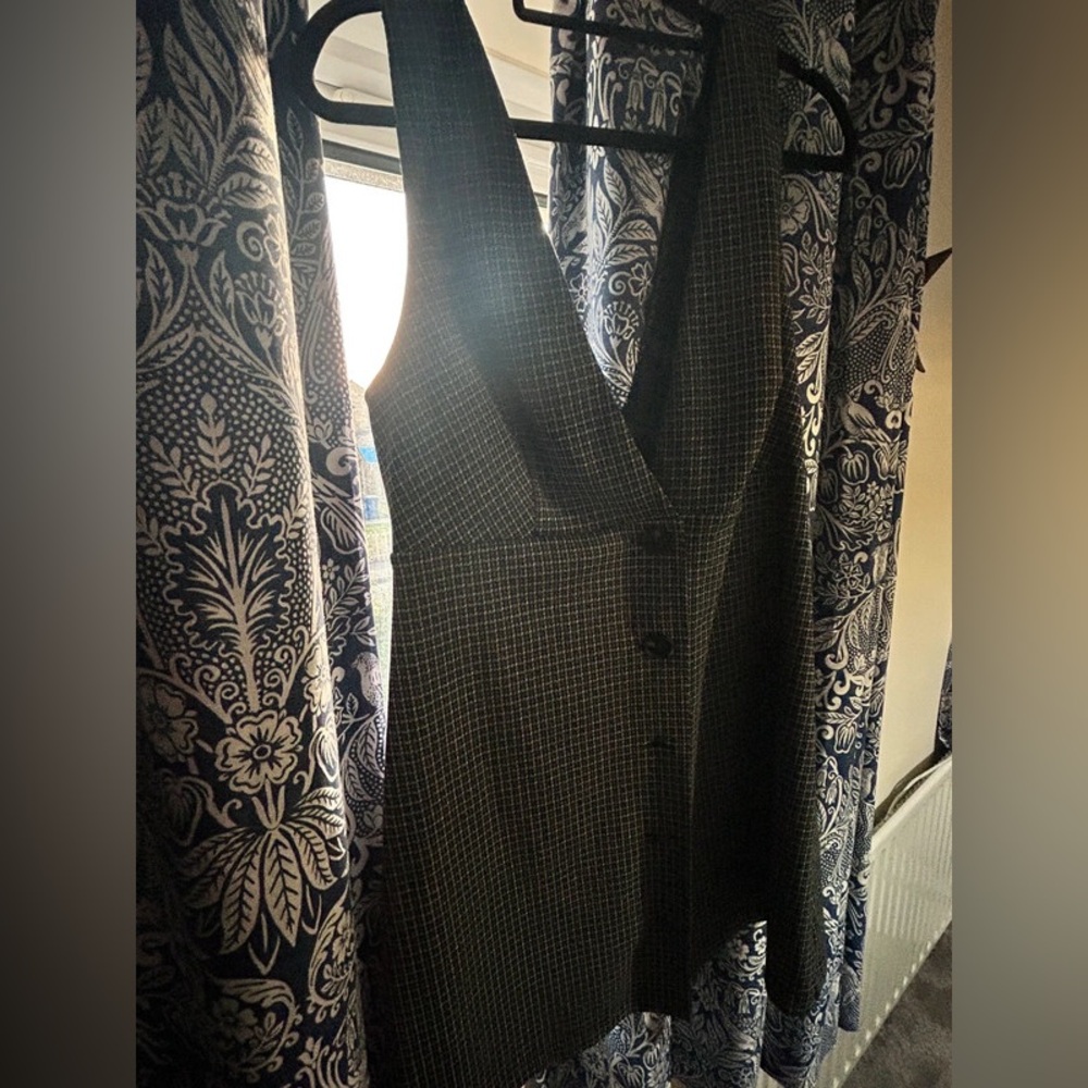 Black dress size 12